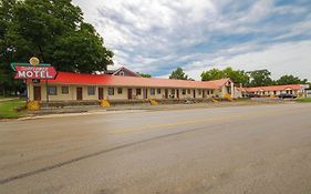 Sunflower Motel Hiawatha By Oyo